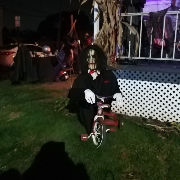 Meet your Posher, Laura - Picture 1 of 1